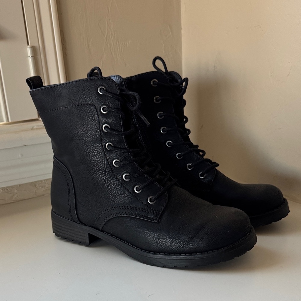 Amazon Essentials Black Combat Boots - image 1